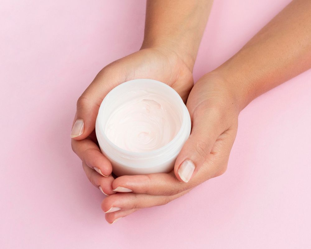 Jak wybrać krem do suchych dłoni
