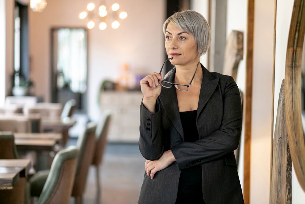 Krótkie fryzury odmładzające po 40 dla kobiet