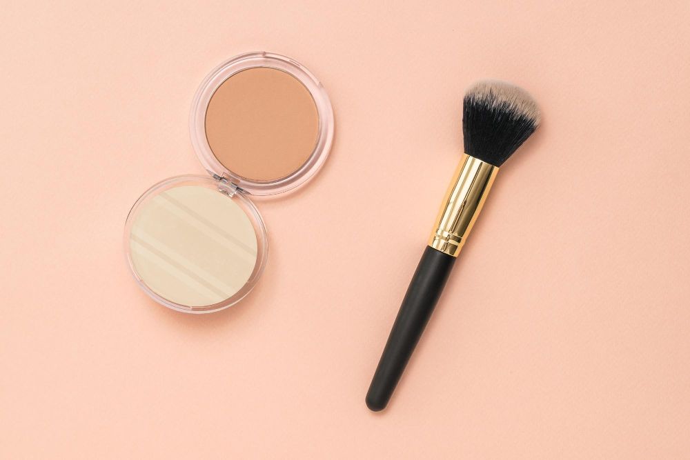 Puder półtransparentny co to