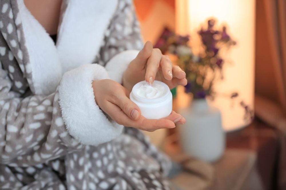 Krem do rąk dla kobiet na zimę