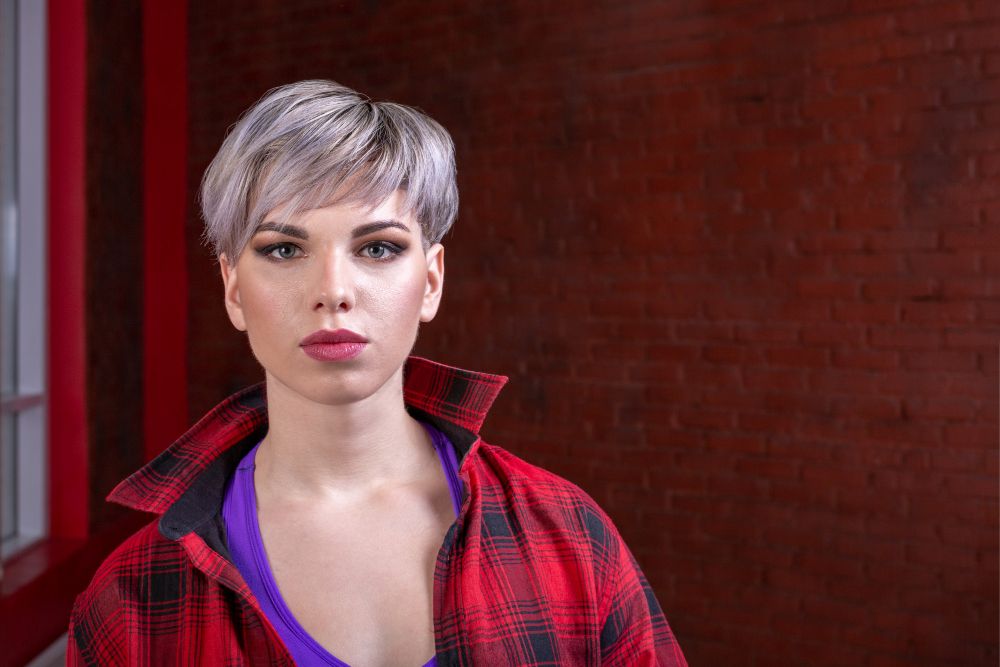 Fryzura na krótkie włosy bez układania